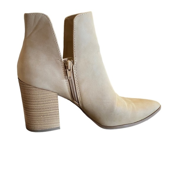 Pink Lily Tan V Cutout Pointed Toe Booties Women’s 8 - Picture 2 of 11